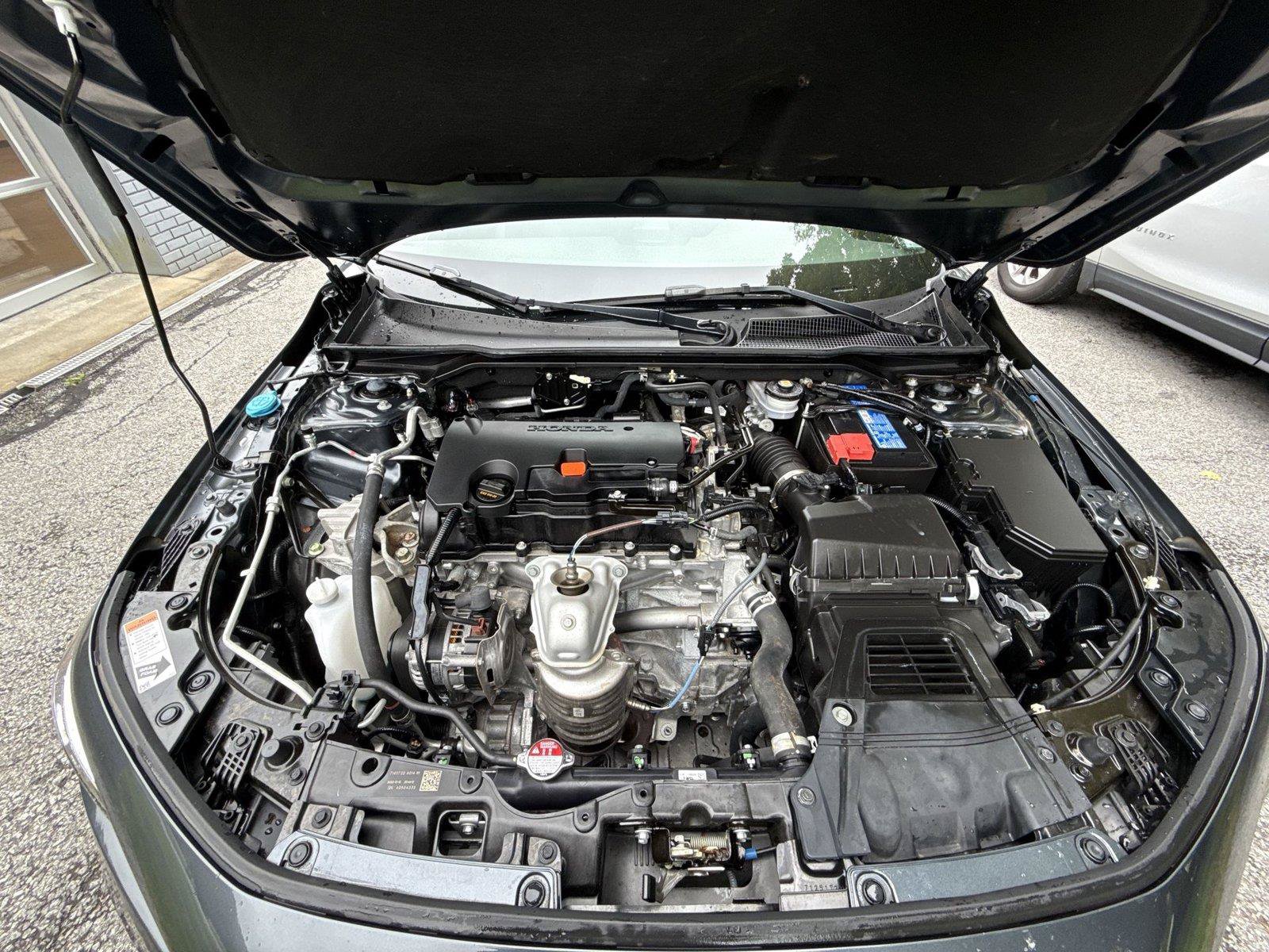 Used 2024 Honda Civic Sport image 9