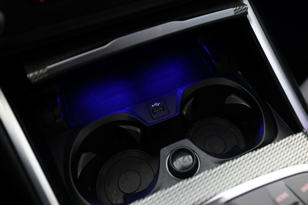 Used 2022 BMW M3 Competition AWD/4WD image 38