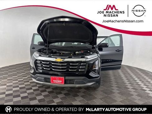 Used 2025 Chevrolet Equinox LT image 11