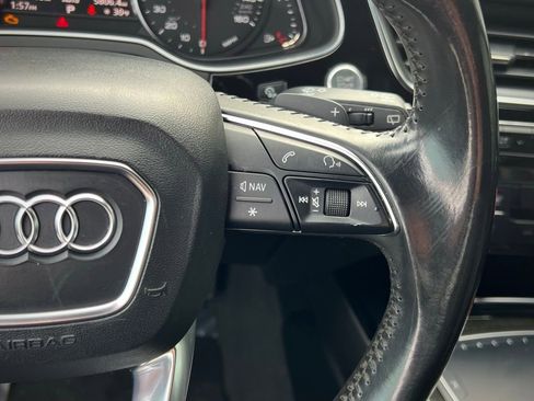 Used 2017 Audi Q7 3.0T Premium image 39