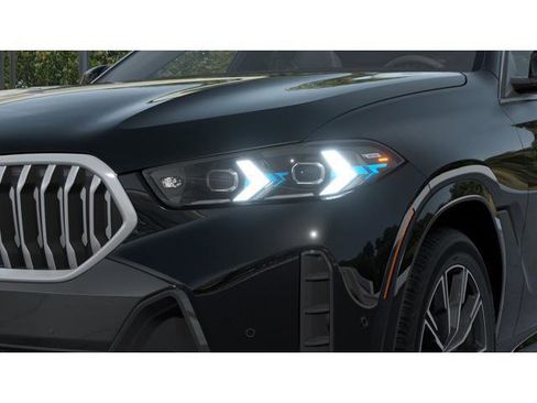 New 2026 BMW X6 xDrive40i w/ Climate Comfort Package image 20