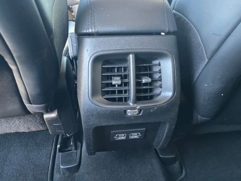 Used 2021 Jeep Cherokee Altitude image 17