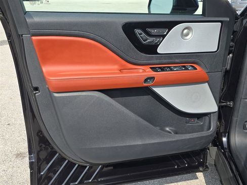 New 2025 Lincoln Aviator Reserve w/ Equipment Group 201A image 18