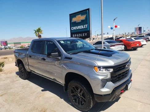 New 2026 Chevrolet Silverado 1500 LT Trail Boss w/ Convenience Package II AWD/4WD image 1