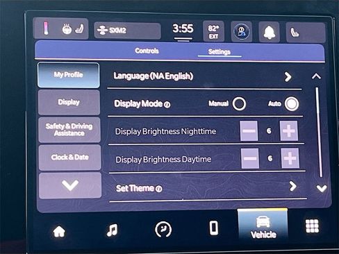 Used 2025 Jeep Compass Latitude image 13