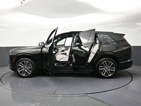 Used 2026 Cadillac Vistiq Luxury AWD/4WD image 35