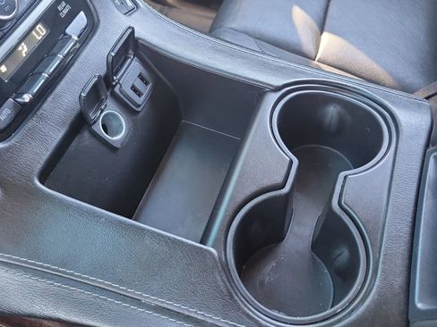 Used 2016 GMC Yukon SLT image 13