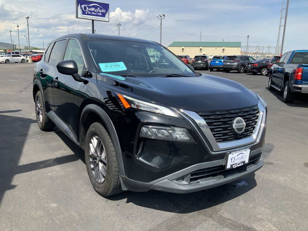 Used 2021 Nissan Rogue S AWD/4WD image 4