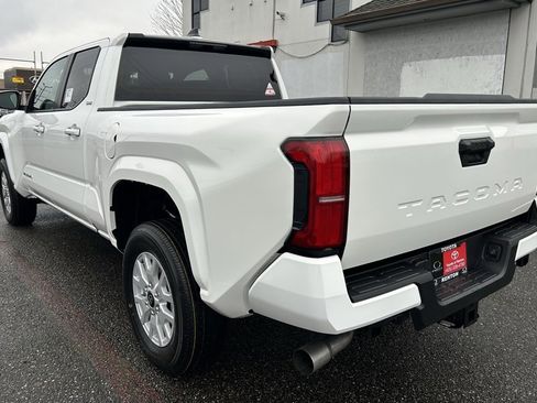 New 2026 Toyota Tacoma SR5 image 7