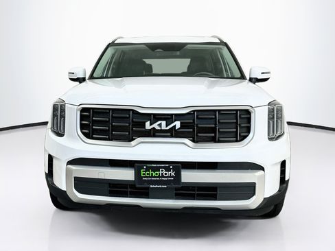 Used 2025 Kia Telluride S AWD/4WD image 2