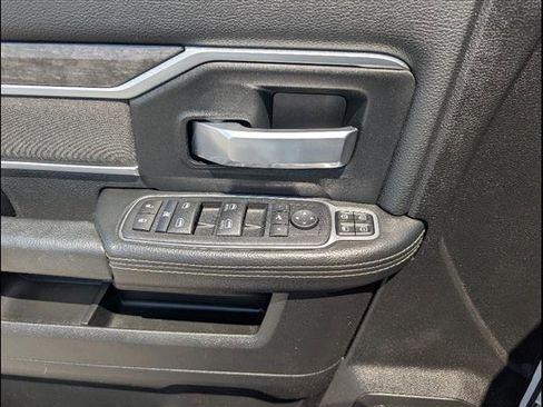 Used 2024 RAM 3500 Big Horn image 16