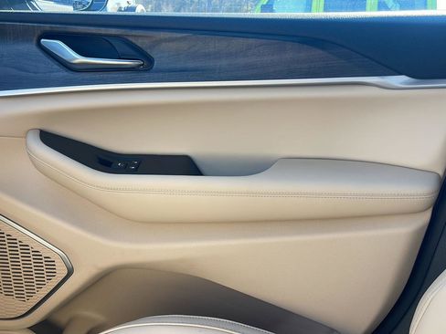 New 2026 Jeep Grand Cherokee Limited image 20