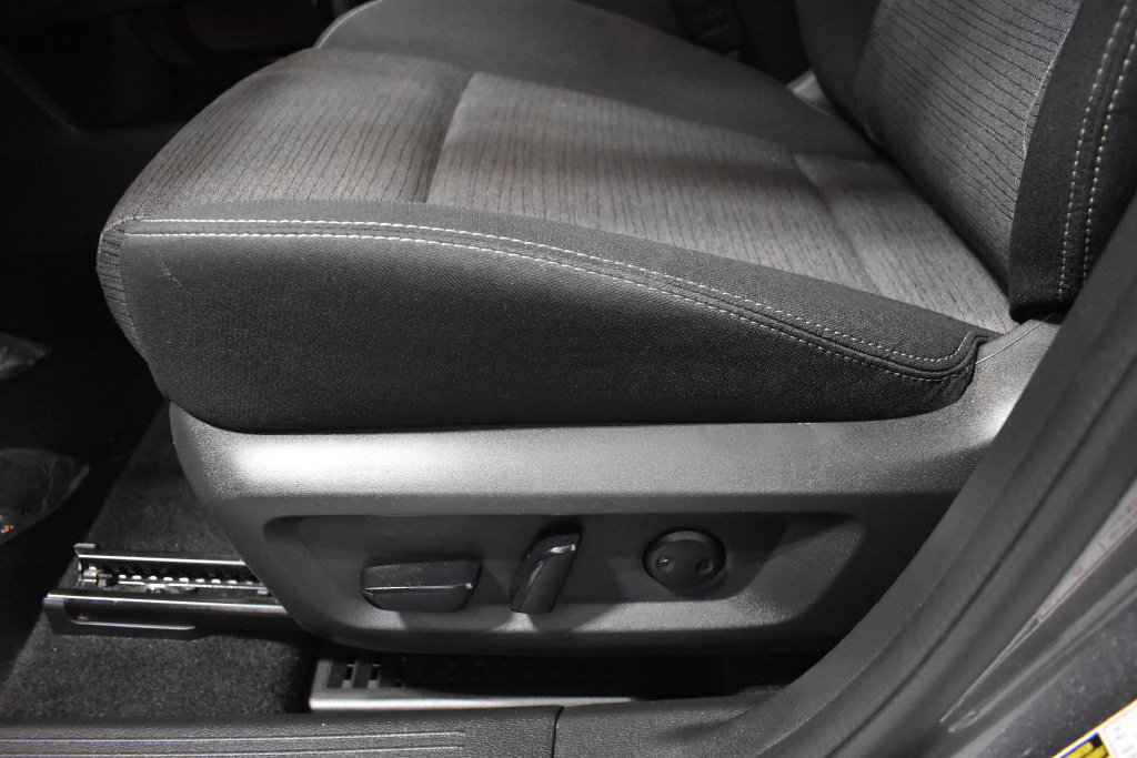 Certified 2023 Nissan Rogue SV AWD/4WD image 17