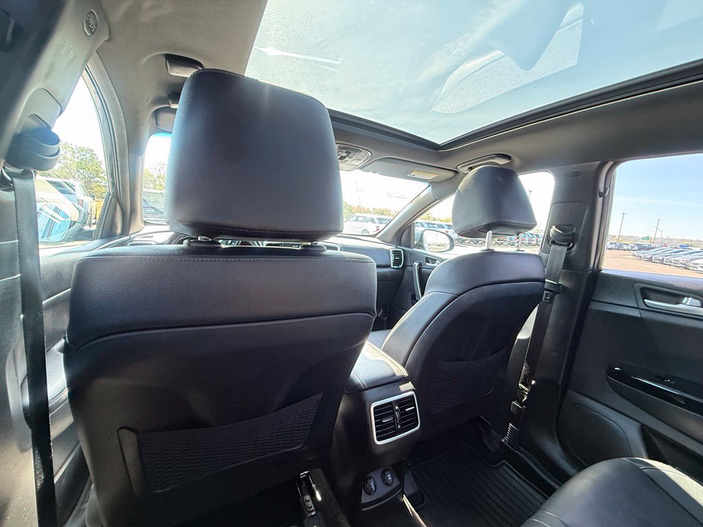 Used 2022 Kia Sportage Nightfall Edition w/ Nighfall AWD Premium Package image 26