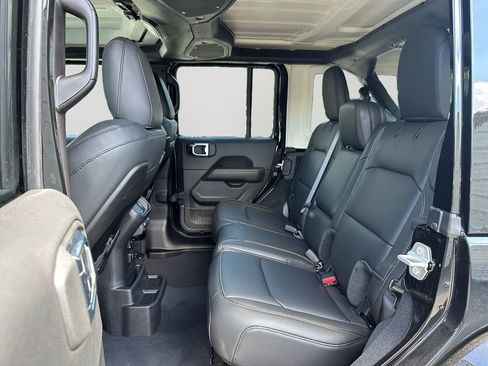 New 2025 Jeep Wrangler Sahara image 15