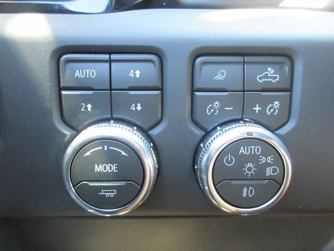 New 2026 GMC Sierra 1500 AT4X AWD/4WD image 17