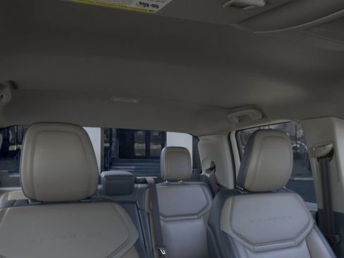 New 2026 Ford Maverick Lariat image 14