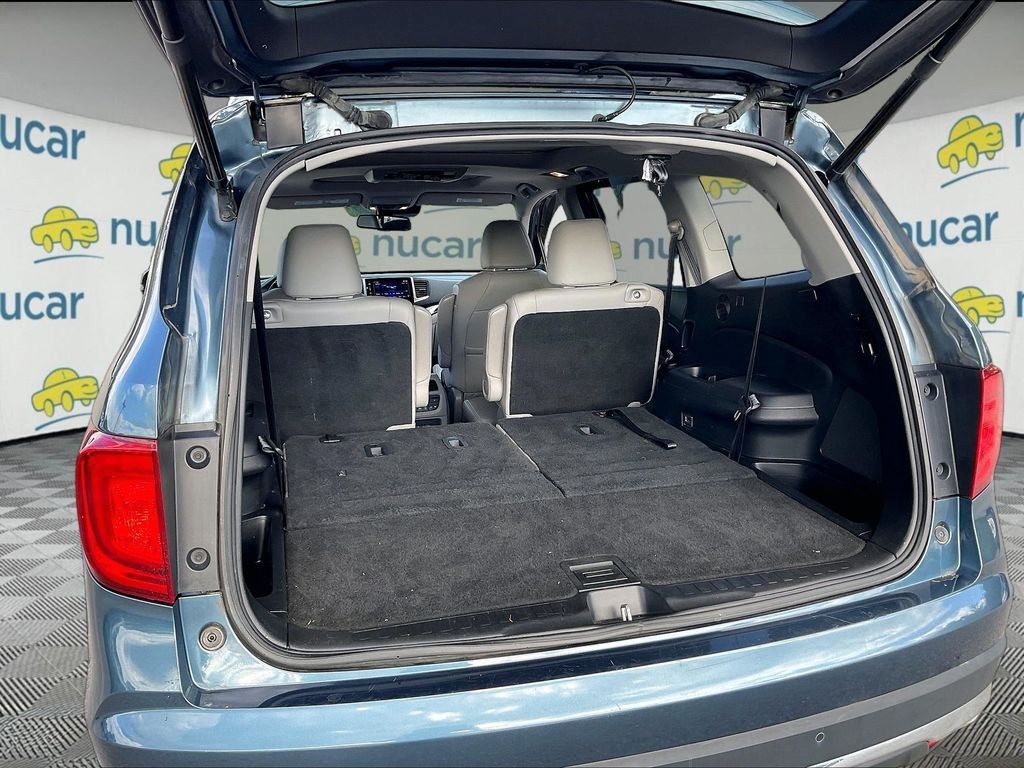 Used 2016 Honda Pilot Elite image 37