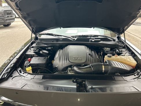 Used 2022 Dodge Challenger R/T w/ Plus Package image 10