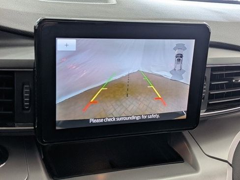 Certified 2023 Ford Explorer XLT w/ Equipment Group 202A image 38