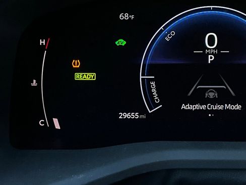 Used 2025 Toyota Camry LE image 37