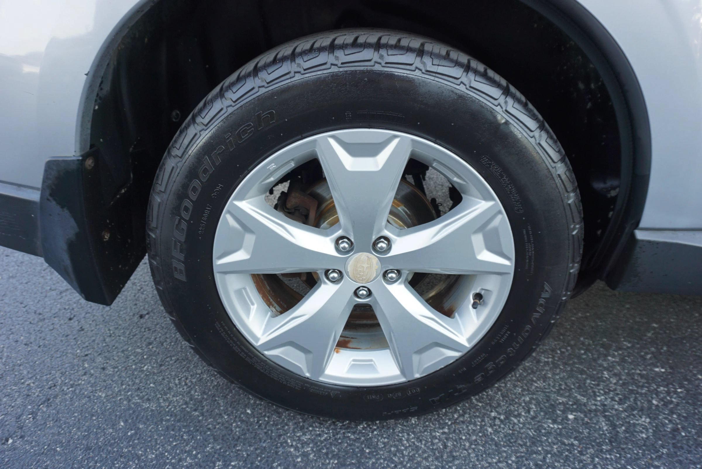 Used 2014 Subaru Forester 2.5i Premium w/ All-Weather Package AWD/4WD image 28