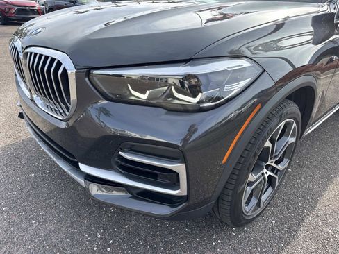 Used 2023 BMW X5 sDrive40i w/ Premium Package image 9