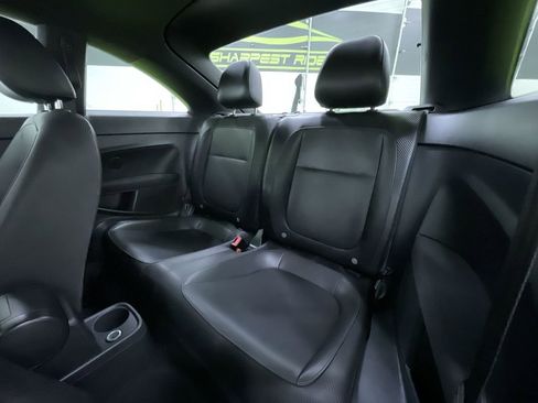 Used 2017 Volkswagen Beetle 1.8T Classic image 24
