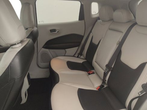 Used 2021 Jeep Compass Limited FWD image 18