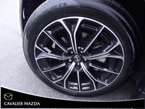 Certified 2025 MAZDA CX-70 Plug-In Hybrid w/ Premium Plus image 47