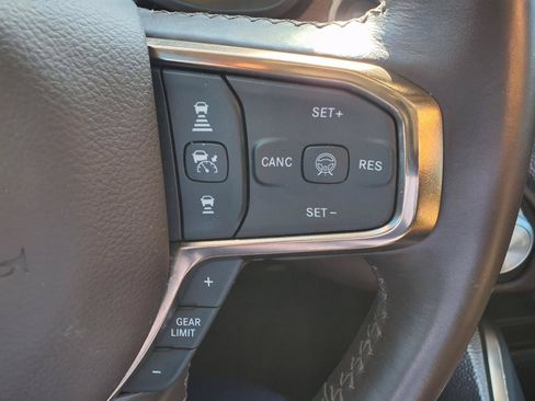 Used 2025 RAM 1500 Limited w/ Trailer Tow Group AWD/4WD image 17