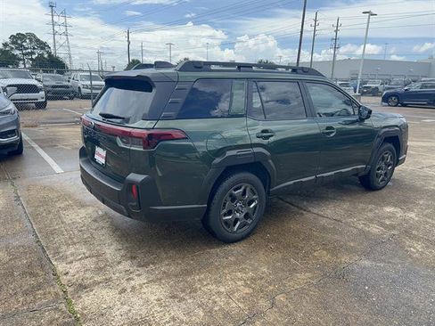 Used 2026 Subaru Outback Premium AWD/4WD image 3