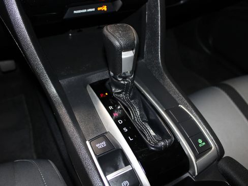 Used 2018 Honda Civic EX image 18