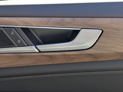 New 2026 Volkswagen Atlas SE image 34