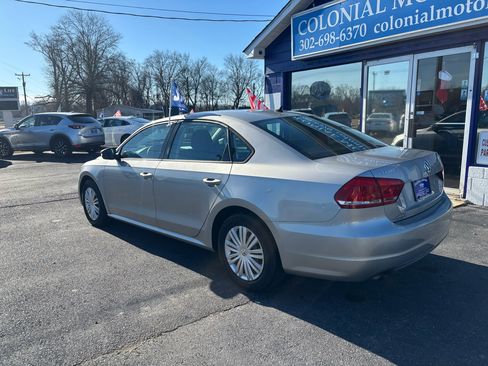 Used 2014 Volkswagen Passat 1.8T S image 7