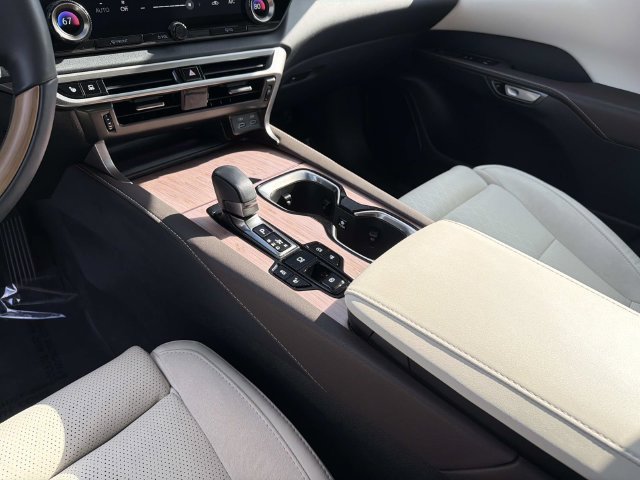 Certified 2026 Lexus RX 350 AWD w/ Convenience Package image 18
