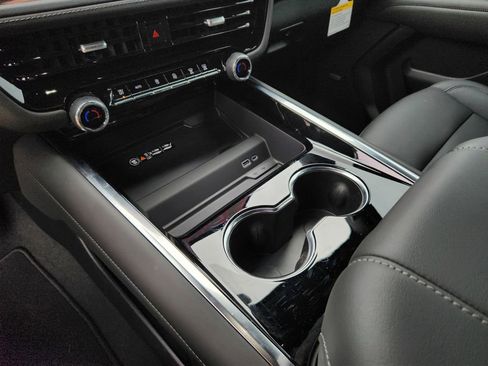 New 2026 Chevrolet Tahoe High Country image 15