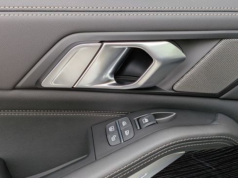 New 2026 BMW X7 xDrive40i w/ M Sport Package image 29