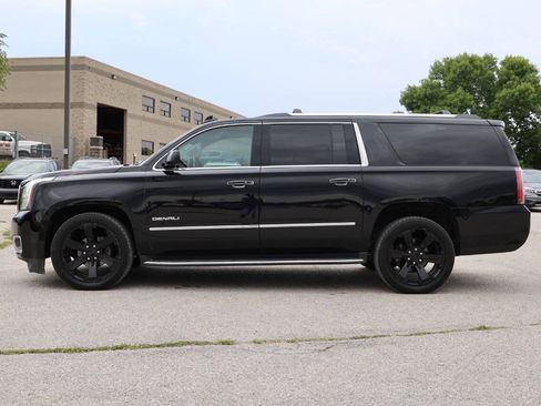 Used 2016 GMC Yukon XL Denali w/ Open Road Package AWD/4WD image 8