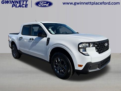 New 2026 Ford Maverick XLT w/ XLT Luxury Package FWD image 34