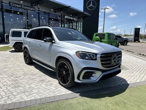 New 2026 Mercedes-Benz GLS 580 4MATIC image 7