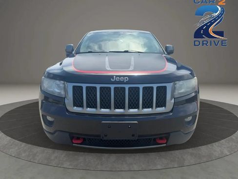 Used 2013 Jeep Grand Cherokee Trailhawk AWD/4WD image 3
