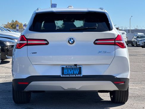 Used 2026 BMW X3 xDrive30i w/ Premium Package AWD/4WD image 10