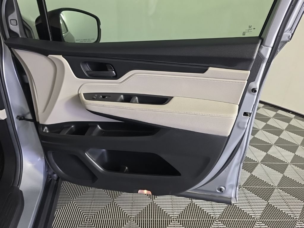 Used 2026 Honda Odyssey EX-L image 36