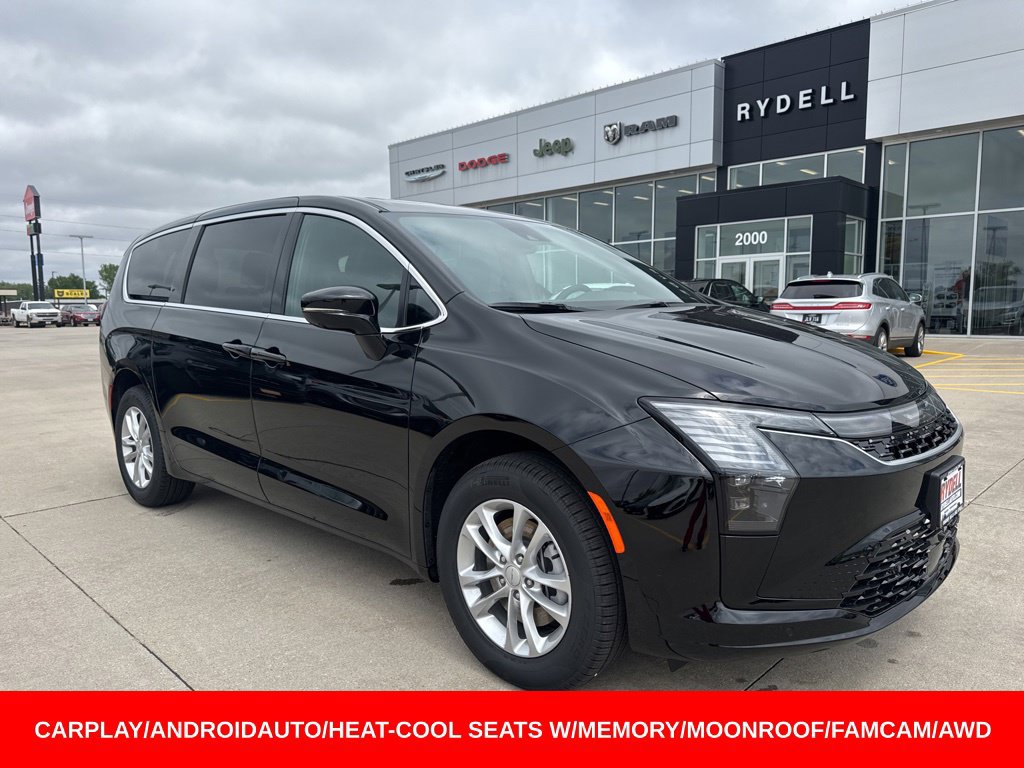New 2027 Chrysler Pacifica Select w/ Family Tech Group AWD/4WD image 1