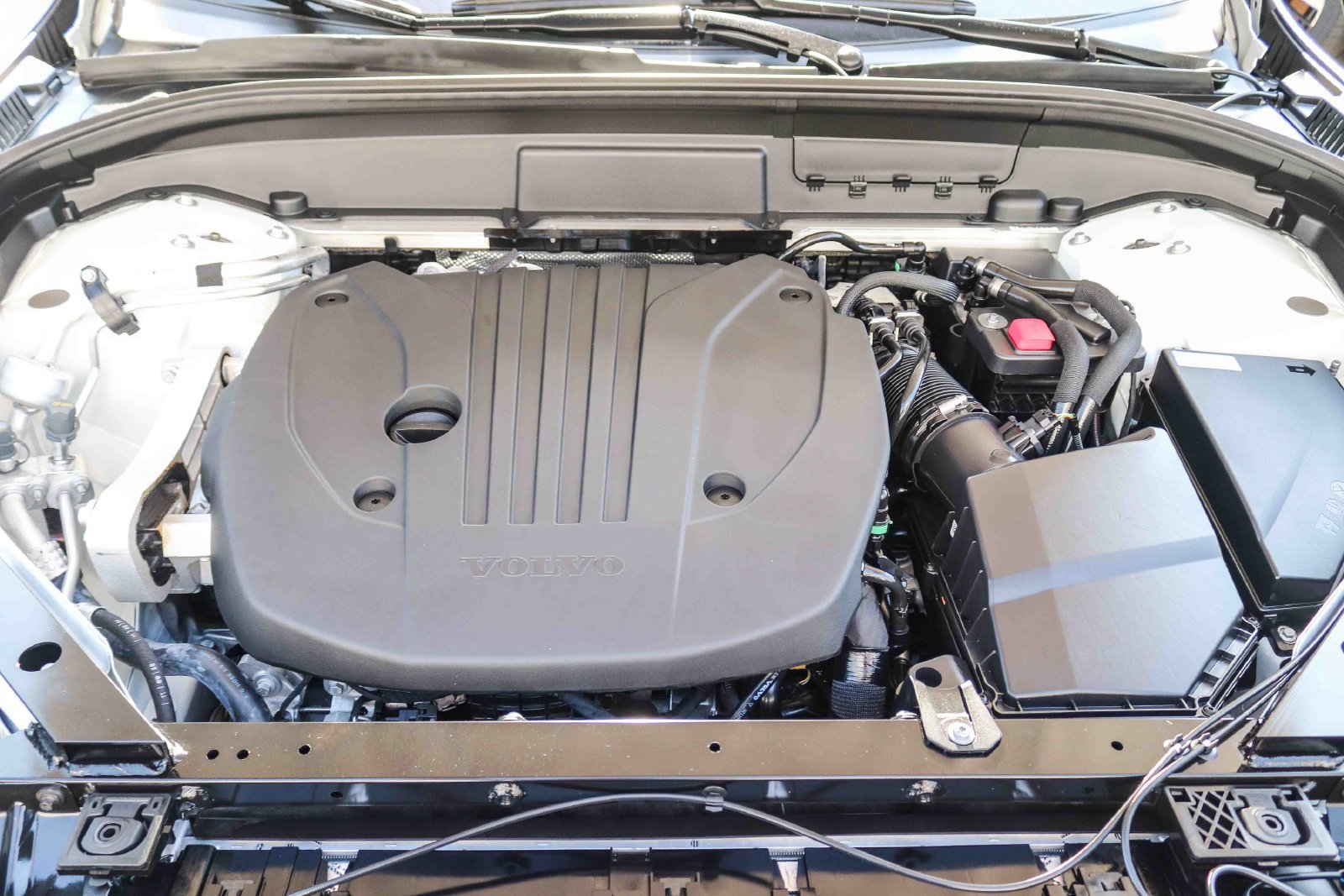 Certified 2026 Volvo XC60 B5 Core AWD/4WD image 30