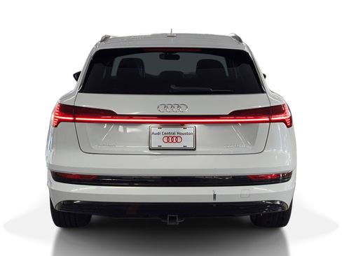 Used 2021 Audi e-tron Premium Plus w/ Premium Plus Package image 10