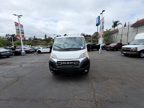 Used 2025 RAM ProMaster 2500 w/ U-Haul Equipment Group FWD image 3