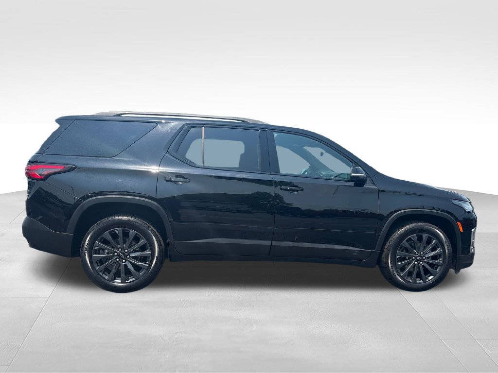 Used 2023 Chevrolet Traverse RS AWD/4WD image 6