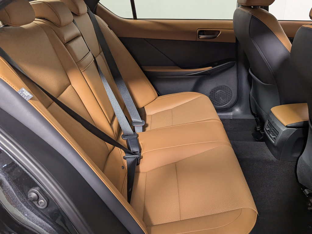 Used 2021 Lexus IS 300 AWD image 31